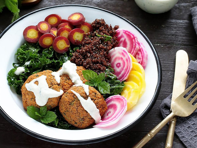 Lentil falafel