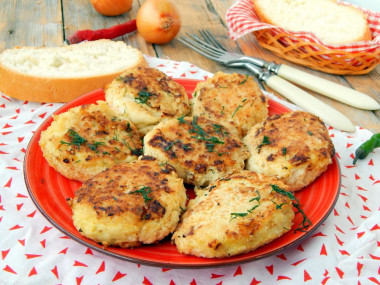 Cabbage patties in a frying pan