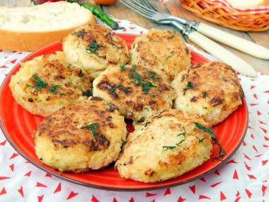 Cabbage patties in a frying pan