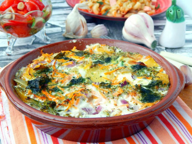 Baked vegetables in sour cream