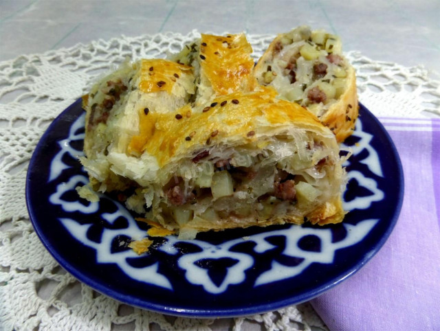 Meat loaf in puff pastry