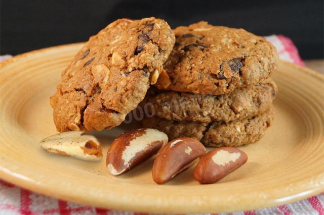 Cookies with Brazil nuts