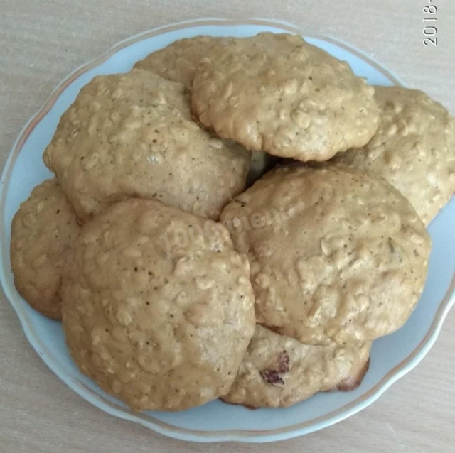 Oatmeal cookies on flakes