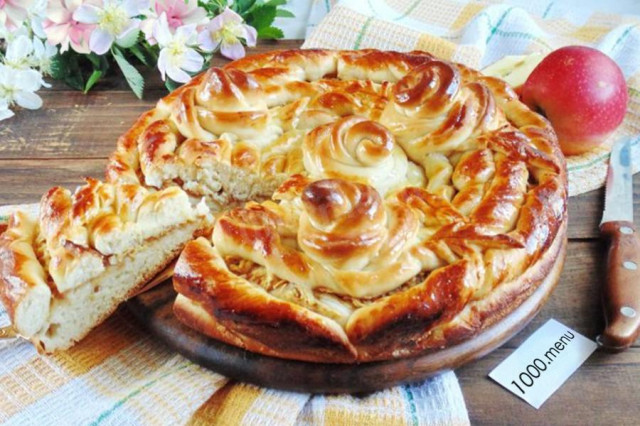 Pastry apple pie