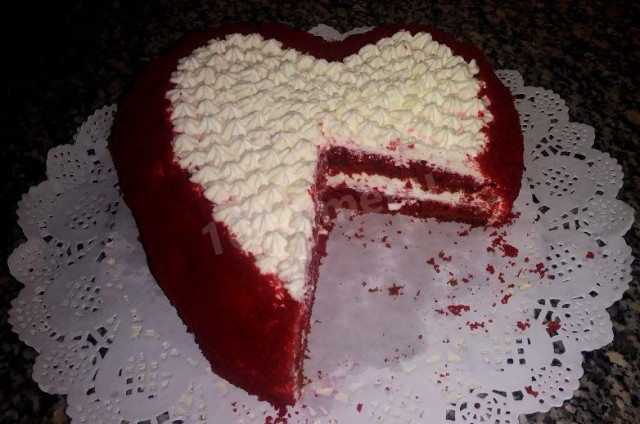 Red Velvet Heart cake