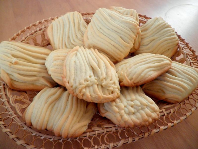 Mimosa cookies through a meat grinder