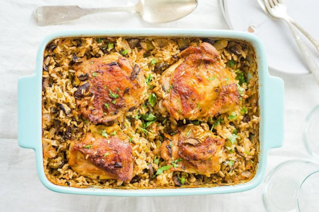 Wild rice with chicken and mushrooms in chicken broth