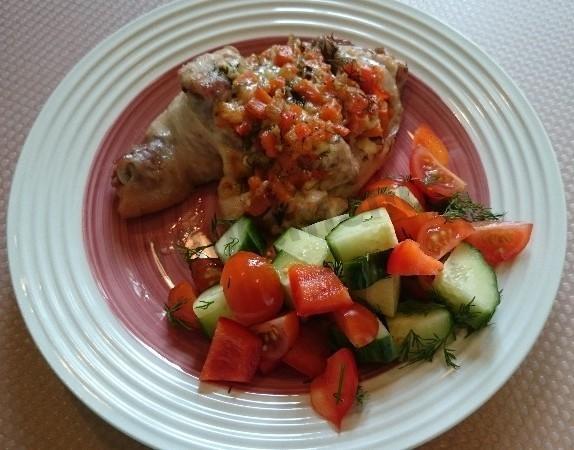 Chicken leg stuffed with vegetables