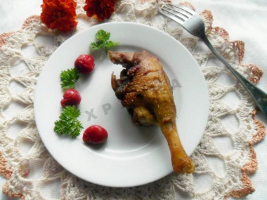 Duck with cherry