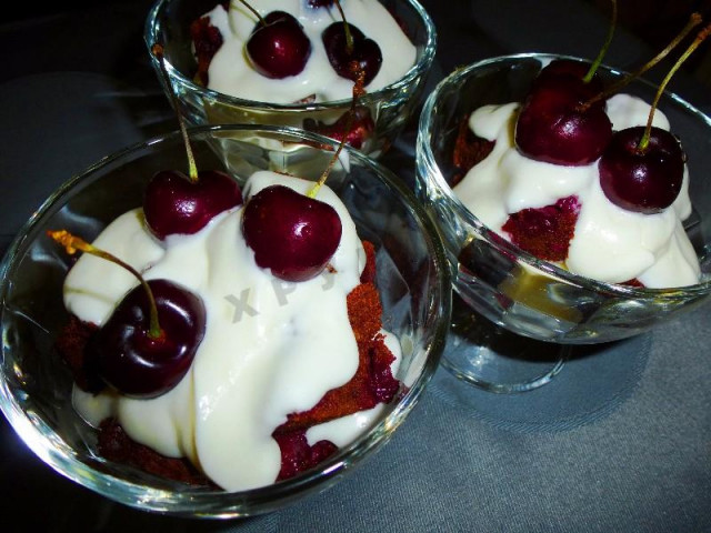 Chocolate Pancho with cherries