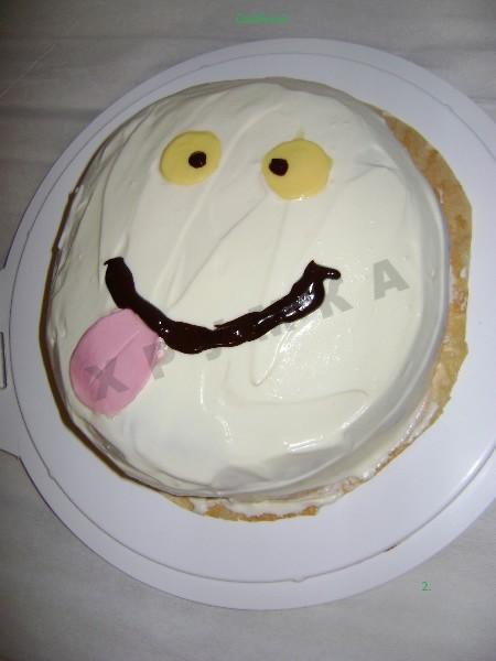 Mascarpone Smiley Cake