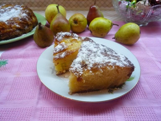 Pear cake with rum without yeast