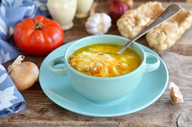 Cabbage soup with chicken broth