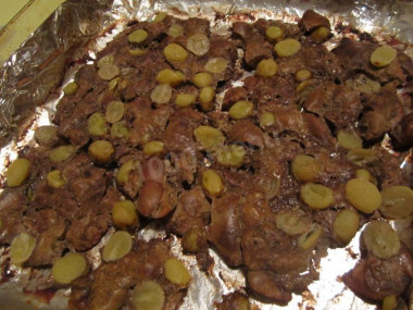 Liver with grapes