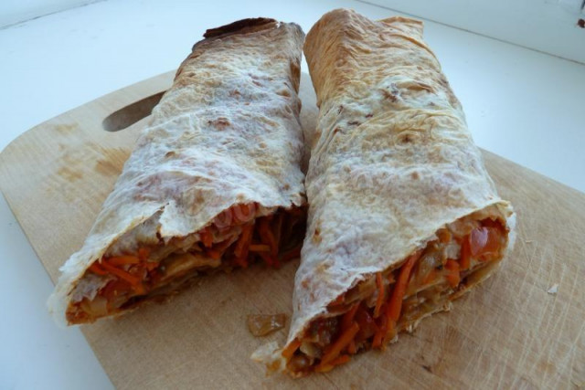 Lavash roll with cabbage lean
