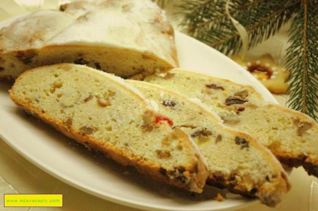 Curd stollen