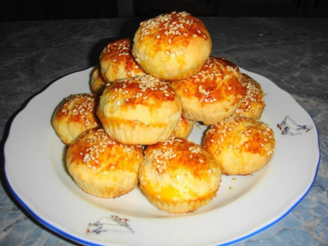 Mini sesame buns