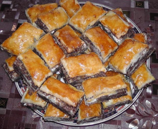Baklava in Armenian