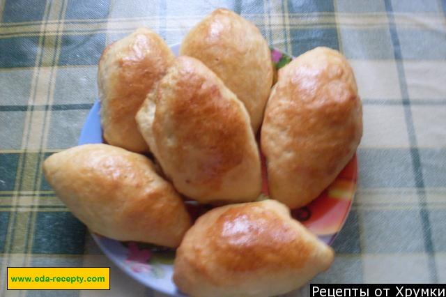 Yeast pies without kefir with meat