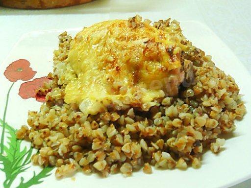 Ham with buckwheat cheese sour cream in the oven