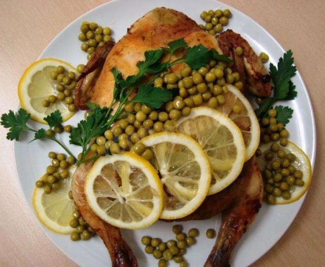 Semolina-stuffed chicken baked in the oven