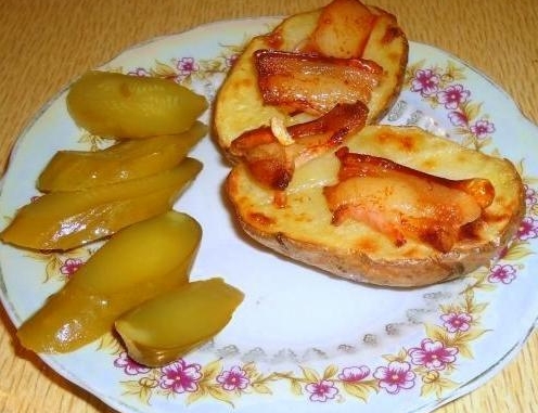 Baked potatoes in the oven