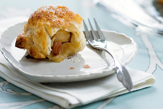 Apple puffs with raisins on ready-made dough