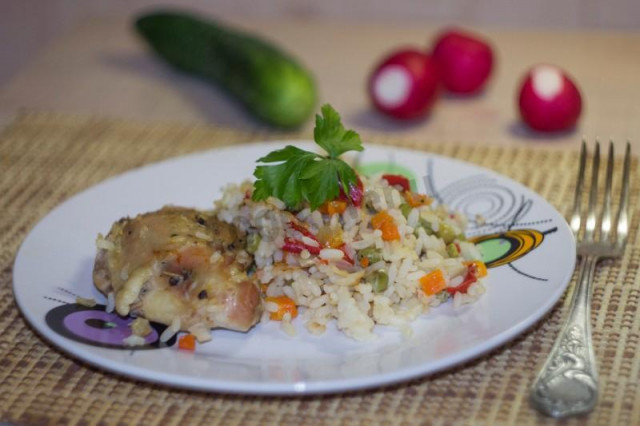 Rice in a sleeve with duck and vegetables