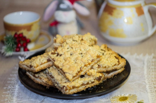 Shortbread cookies with margarine jam Viennese