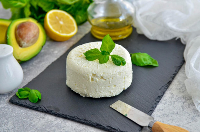 Ricotta cheese at home