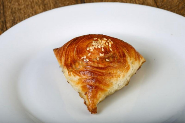 Uzbek samsa with potatoes on water