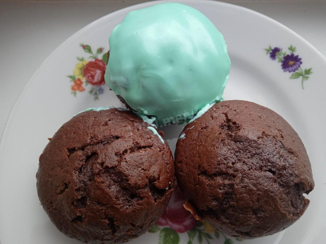 Simple chocolate cupcake with cocoa powder and baking powder