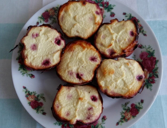 Curd muffins with cherries without flour