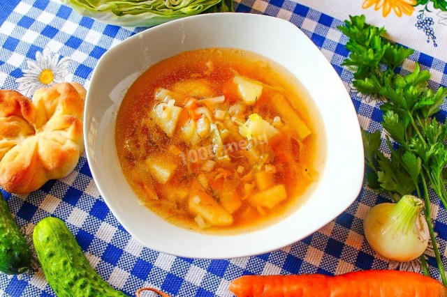 Chicken soup with cabbage and potatoes
