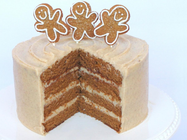 Cake with ginger gingerbread