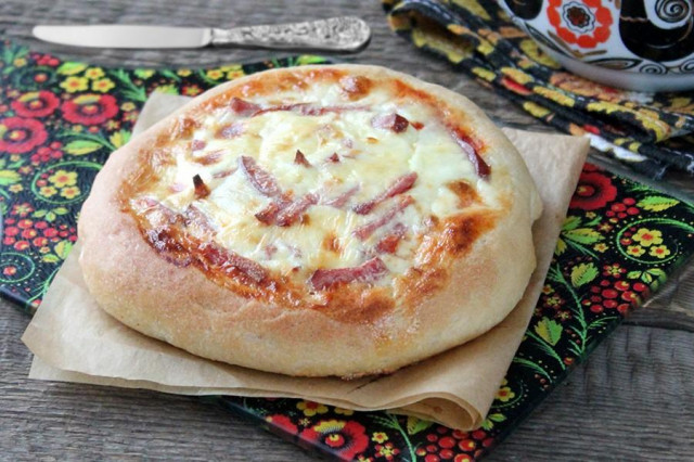 Bread dough pizza
