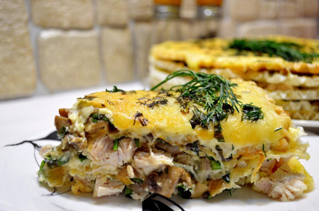 Napoleon snack cake with chicken and mushrooms