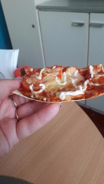 Pizza on pita bread