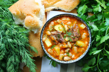 Soup with beans and meat