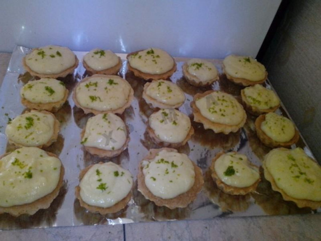 Cupcakes with lemon cream
