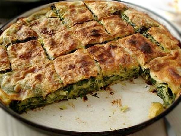 Pie with sorrel cheese onion and sour cream