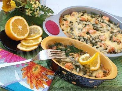 Rice casserole with salmon and beans