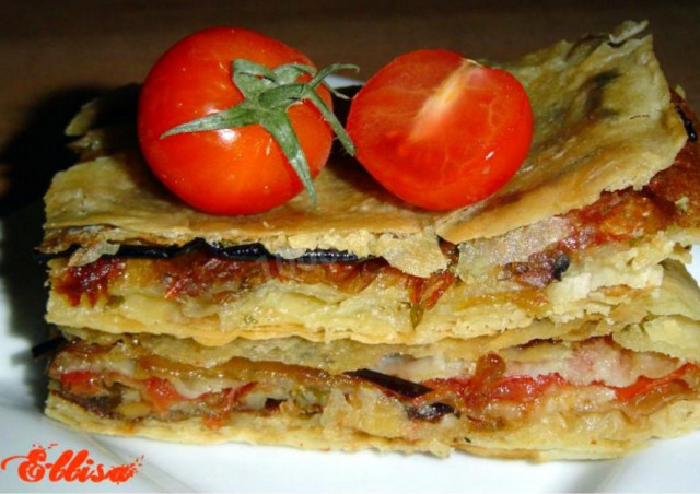 Pita bread pie with mushrooms and cheese