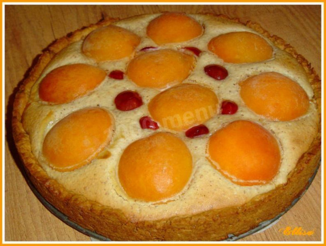 Apricot and cherry pie