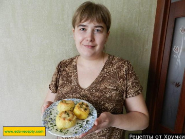 Potatoes stuffed with ham and cheese