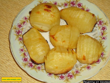 Accordion potatoes with herbs and garlic