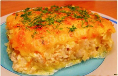 Casserole with minced meat and cabbage