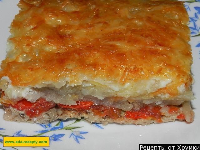 Potato casserole with cheese and tomatoes