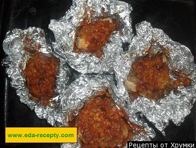 Chicken in foil with vegetables