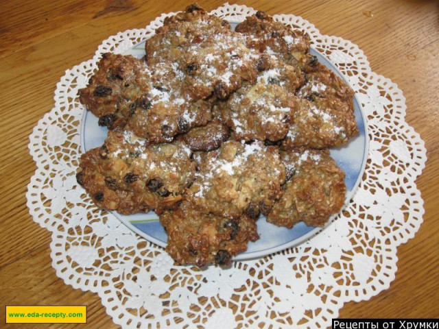 oatmeal cookies with seeds and dried fruits